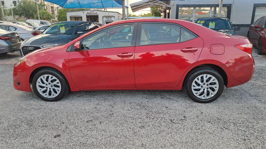 Toyota Corolla - Thumbnail 9