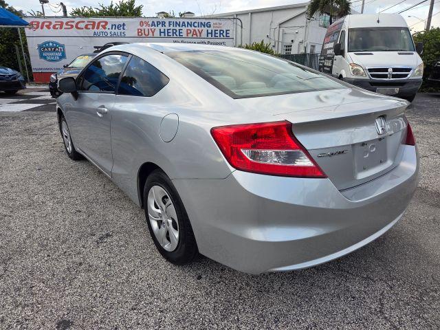 Honda Civic - Thumbnail 11