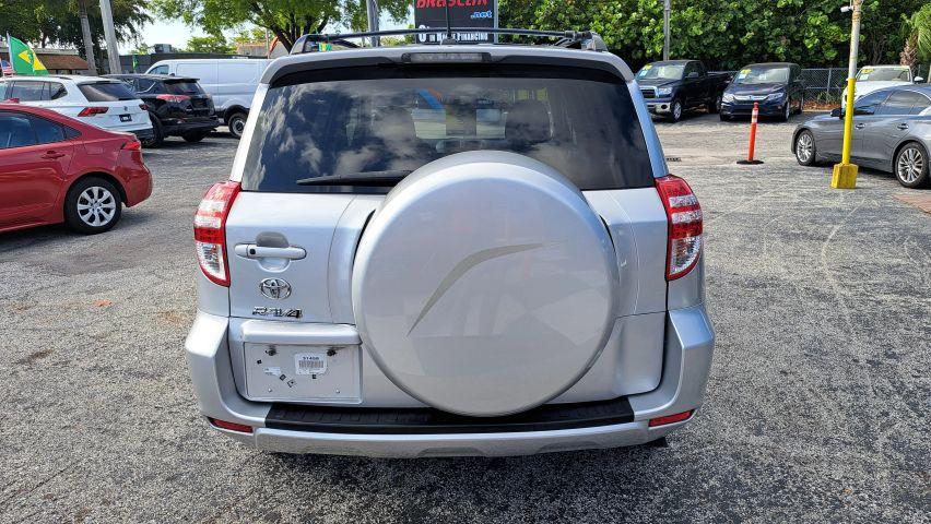 Toyota Rav4 - Thumbnail 12