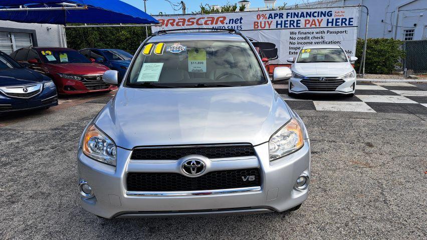 Toyota Rav4 - Thumbnail 8