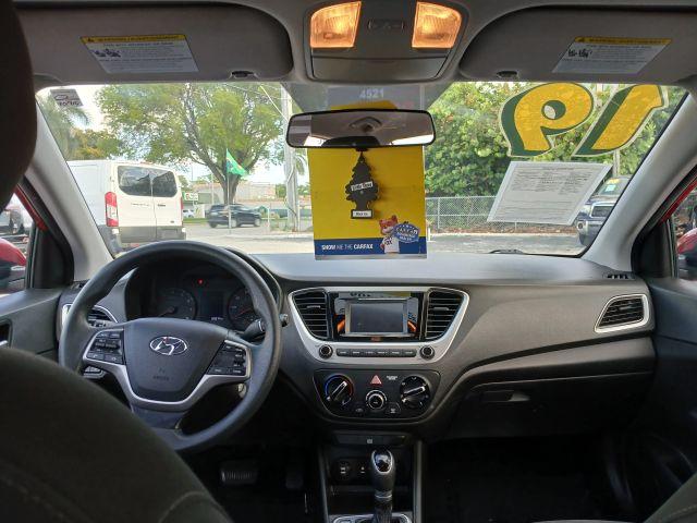 Hyundai Accent - Thumbnail 19