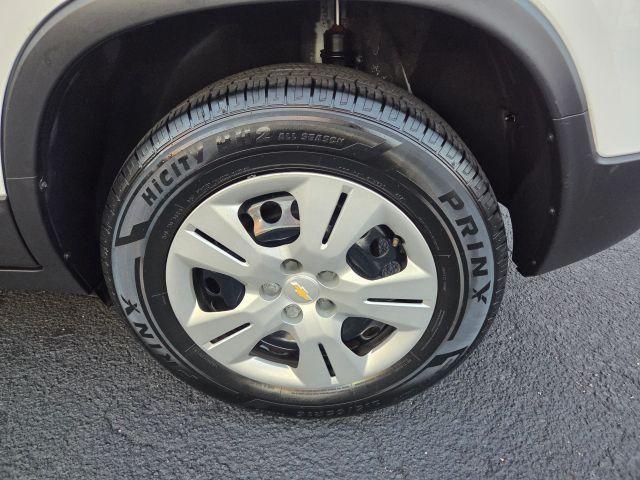 Chevrolet Trax - Thumbnail 2