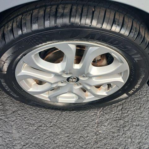 Toyota Yaris Ia - Thumbnail 4