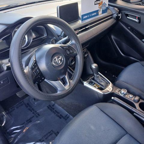 Toyota Yaris Ia - Thumbnail 16