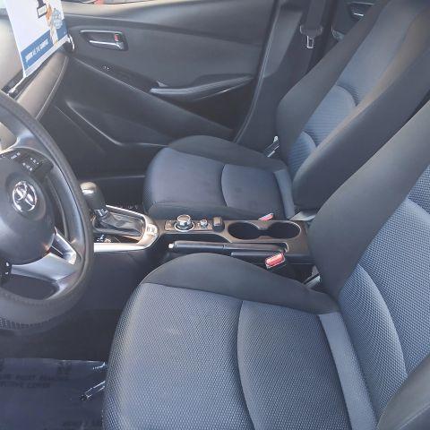 Toyota Yaris Ia - Thumbnail 15