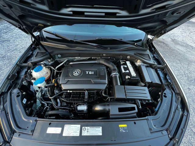 Volkswagen Passat - Thumbnail 15