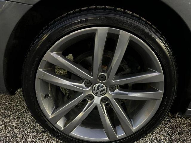 Volkswagen Passat - Thumbnail 2