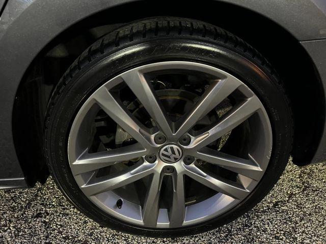 Volkswagen Passat - Thumbnail 5