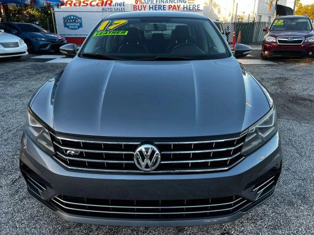 Volkswagen Passat - Thumbnail 7