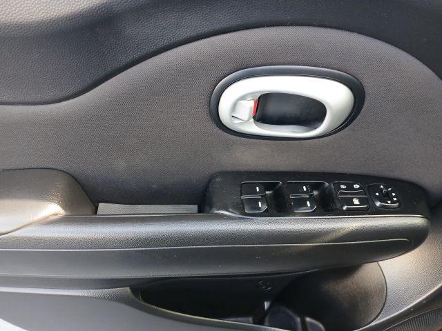 Kia Soul - Thumbnail 14