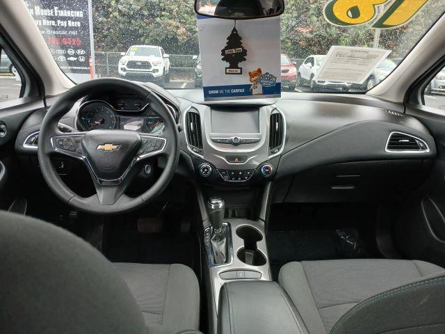 Chevrolet Cruze - Thumbnail 19