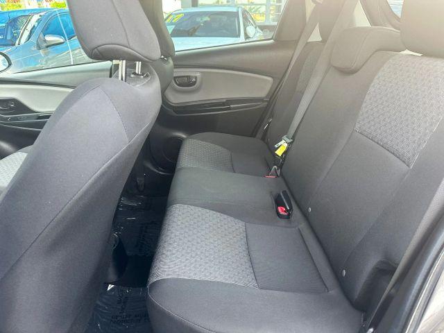 Toyota Yaris - Thumbnail 16