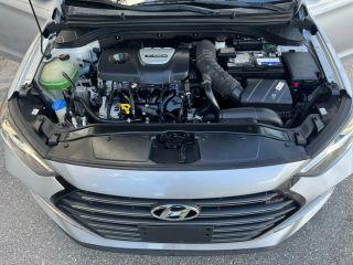 Hyundai Elantra - Thumbnail 2