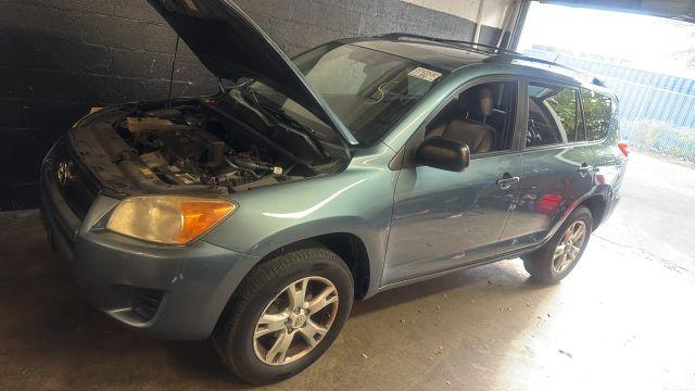 Toyota Rav4 - View 1