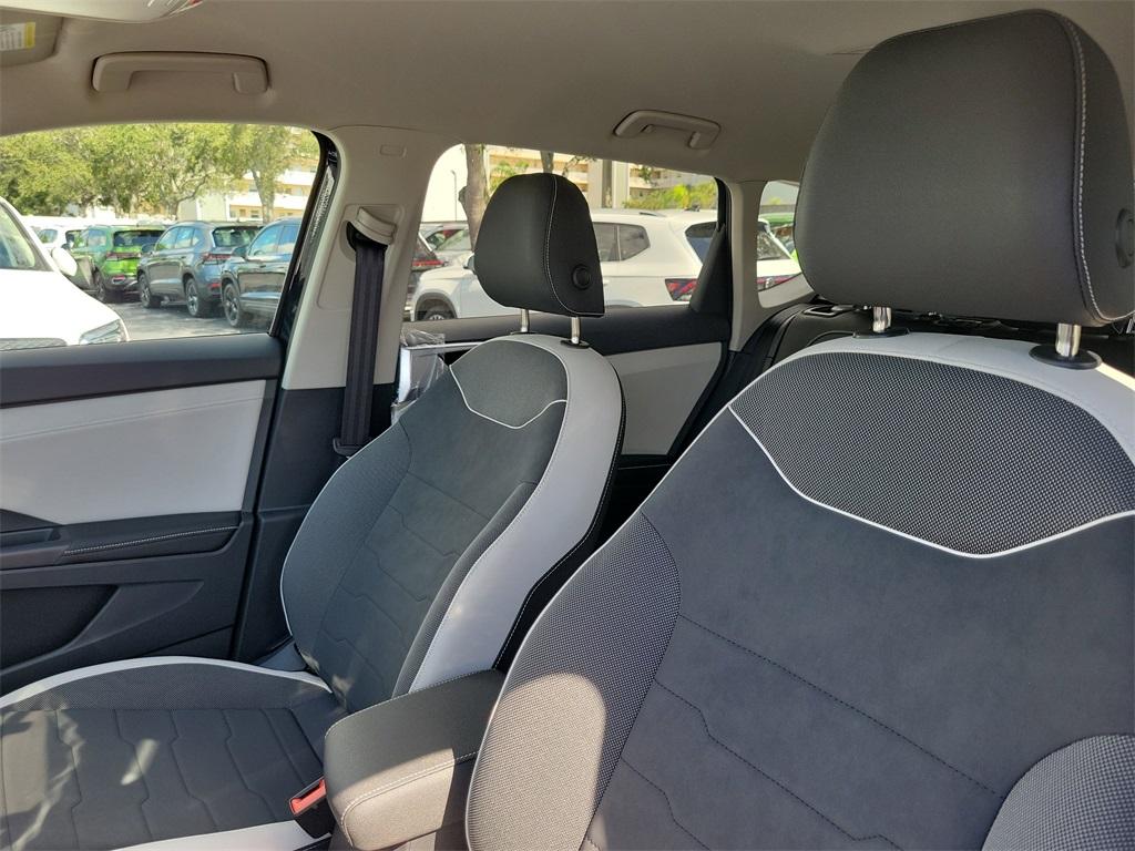 Volkswagen Taos - View 1