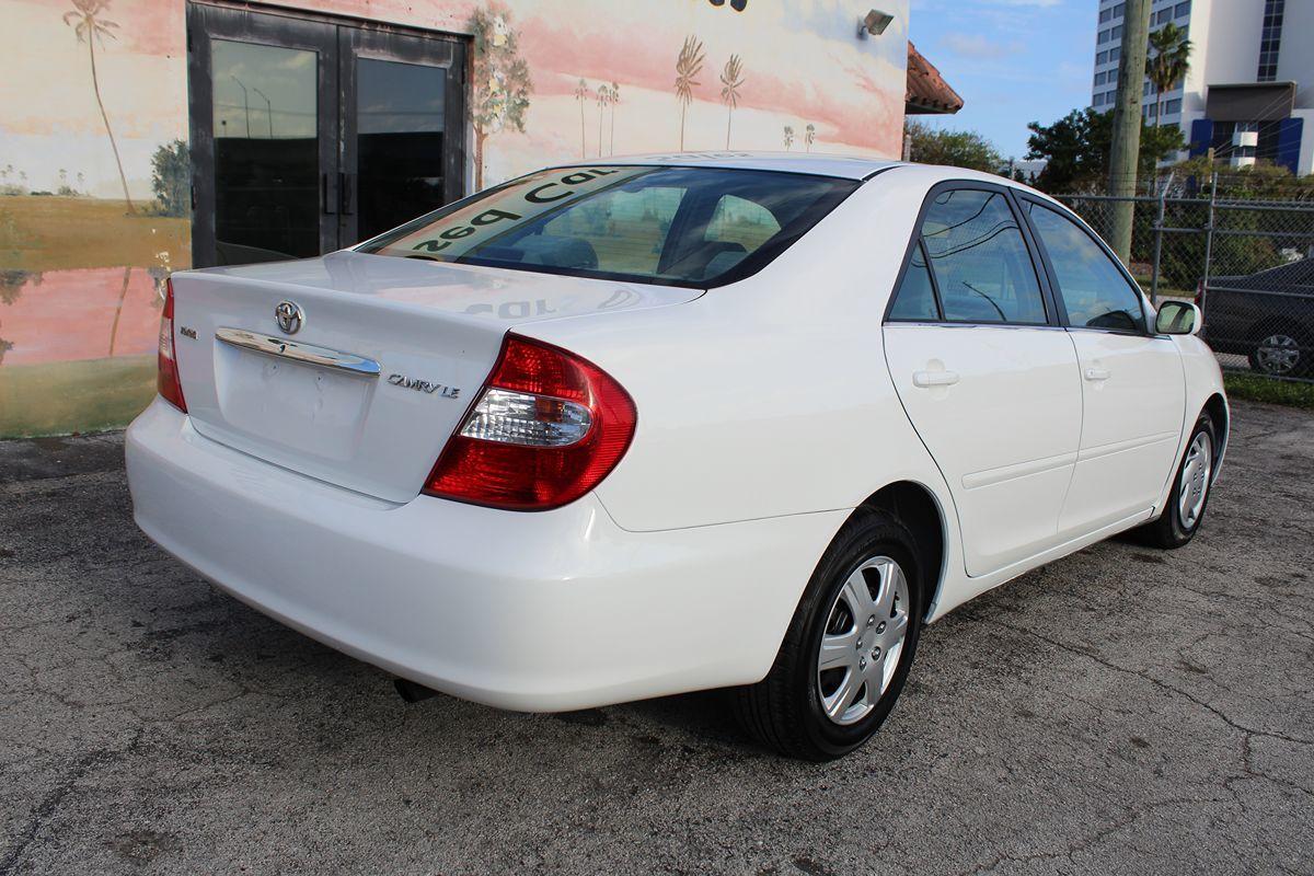 Toyota Camry Le Only $ Down** $85/Wk - Thumbnail 8