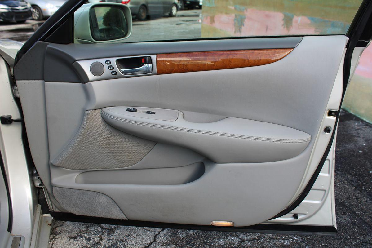 Lexus Es 330 Only $2499 Down** $85Wk - Thumbnail 19