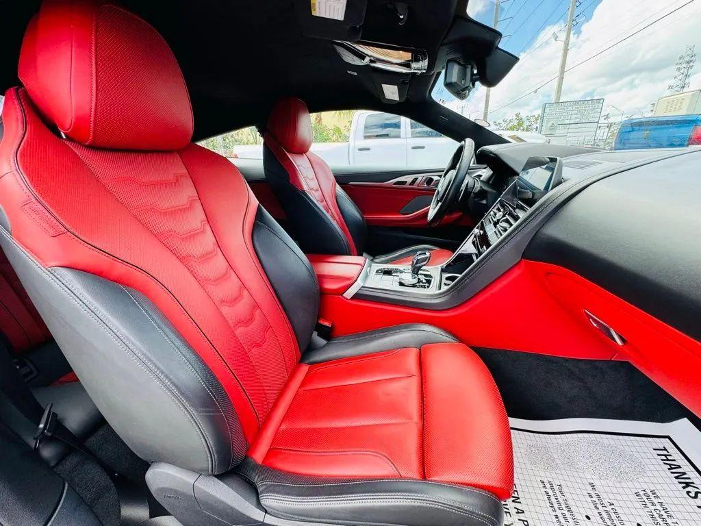 Bmw 8 Series - Thumbnail 18