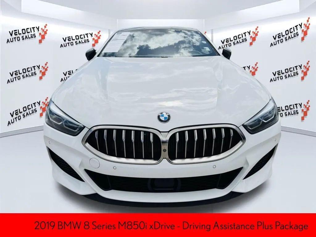 Bmw 8 Series - Thumbnail 10