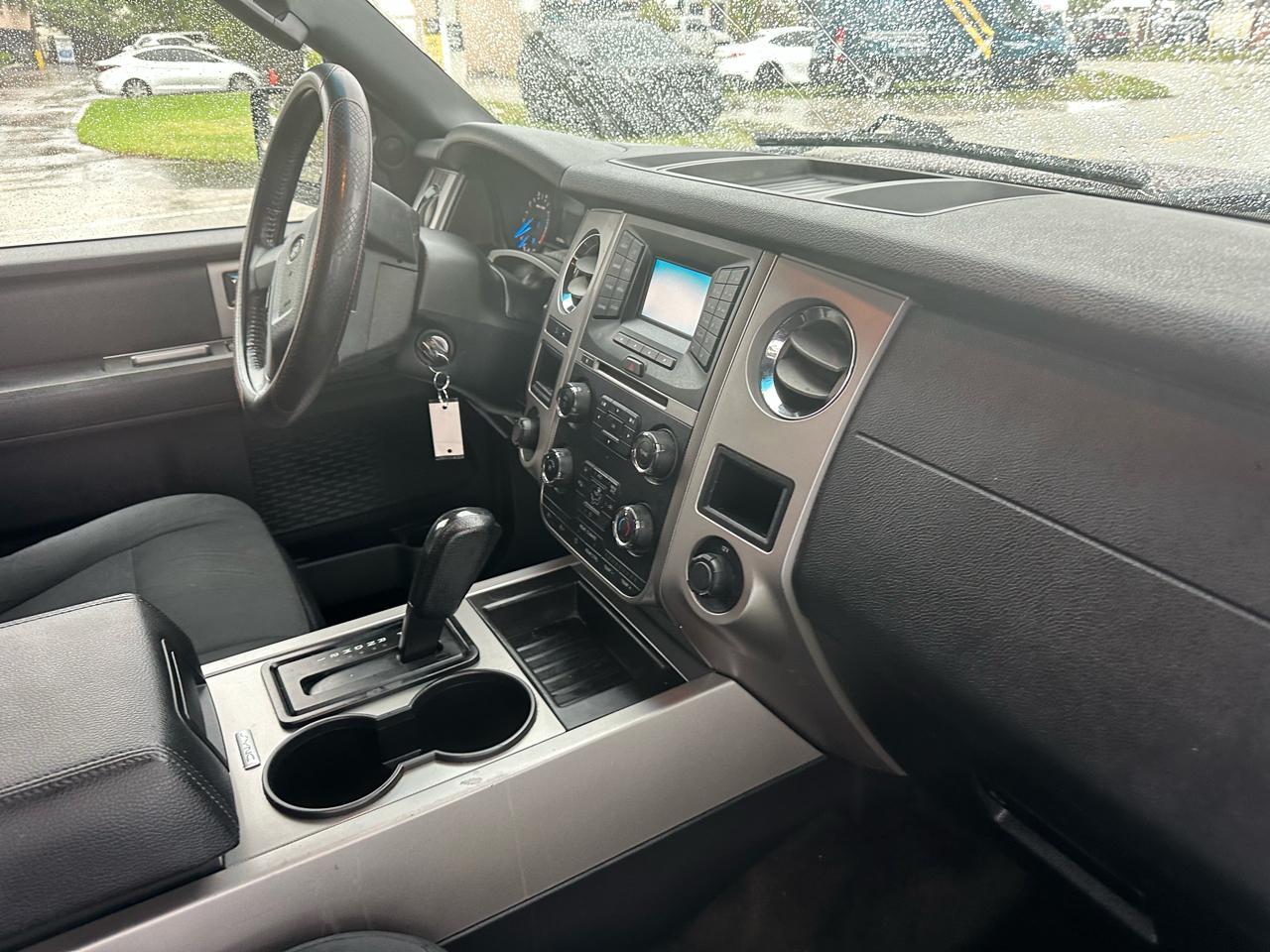 Ford Expedition119" Wb Xlt 4Wd - Thumbnail 17