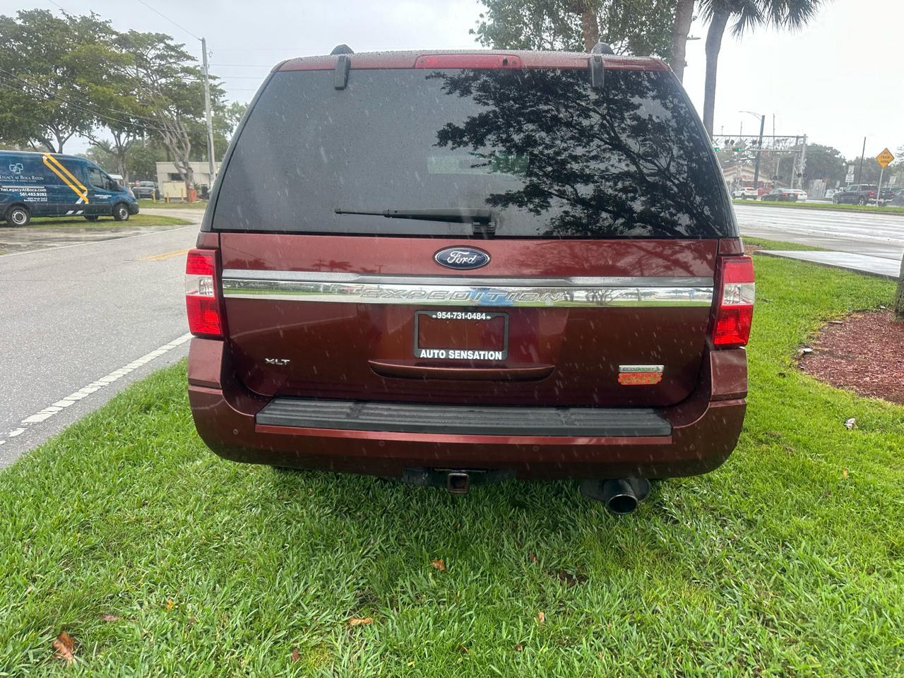 Ford Expedition119" Wb Xlt 4Wd - Thumbnail 8