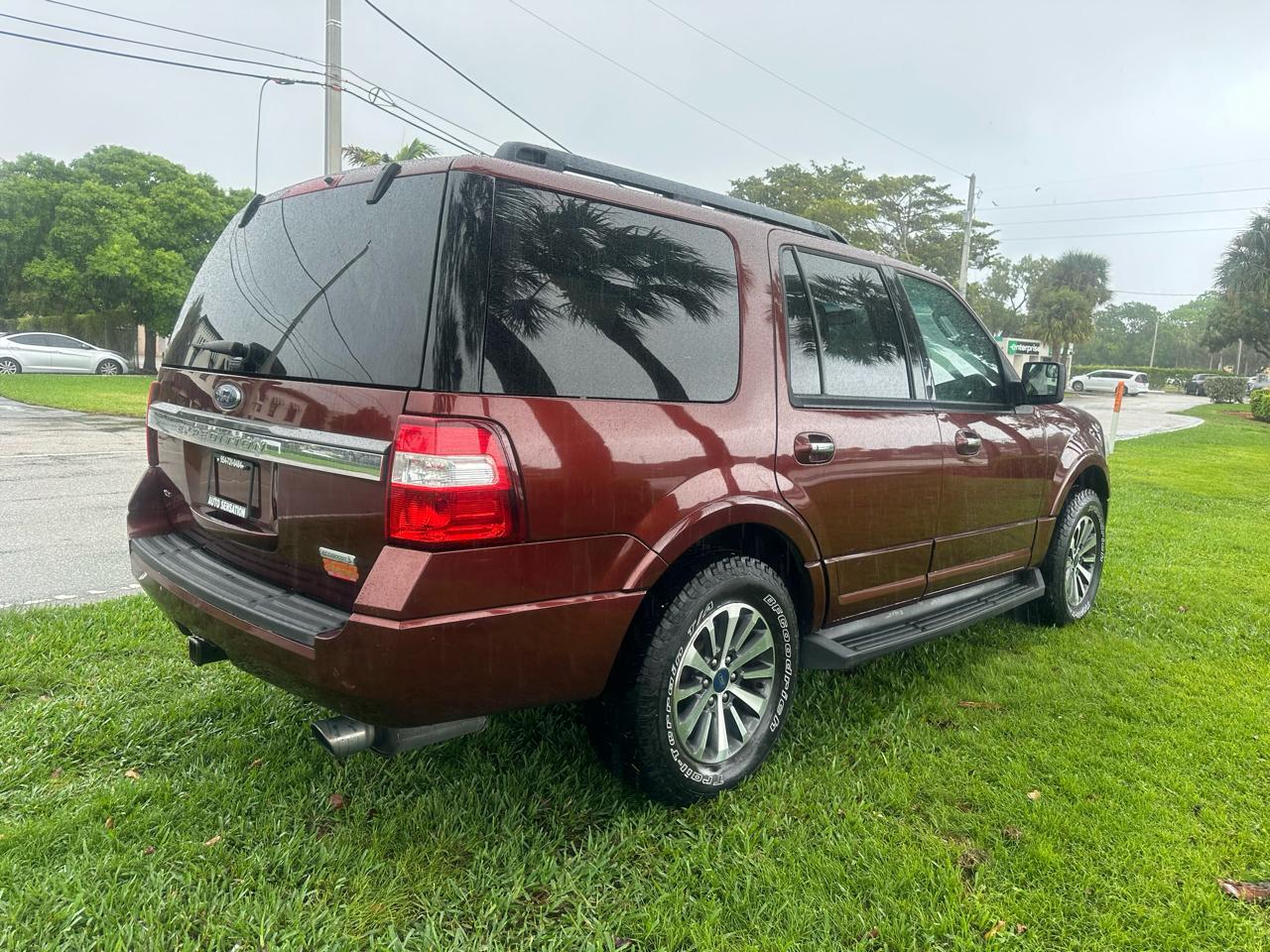 Ford Expedition119" Wb Xlt 4Wd - Thumbnail 7