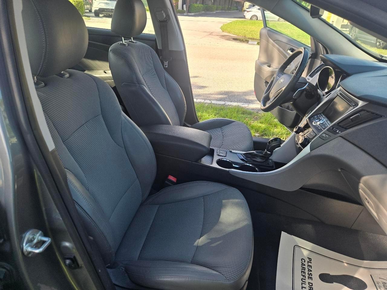 Hyundai Sonatalimited Auto - Thumbnail 18