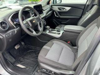 Chevrolet Blazer - Thumbnail 2