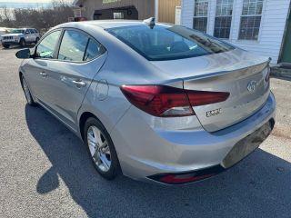 Hyundai Elantra - Thumbnail 9