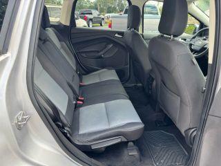 Ford Escape - Thumbnail 3