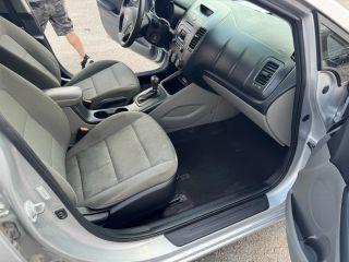 Kia Forte - Thumbnail 3