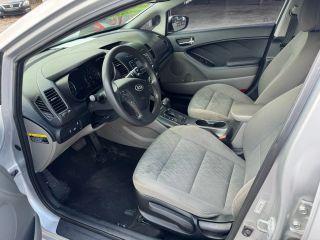 Kia Forte - Thumbnail 2