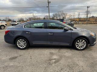 Buick Lacrosse - Thumbnail 12