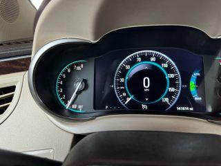 Buick Lacrosse - Thumbnail 13