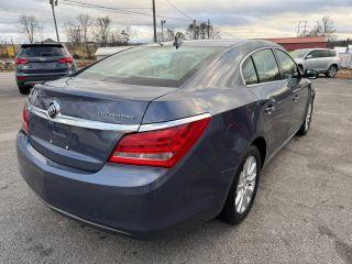 Buick Lacrosse - Thumbnail 11