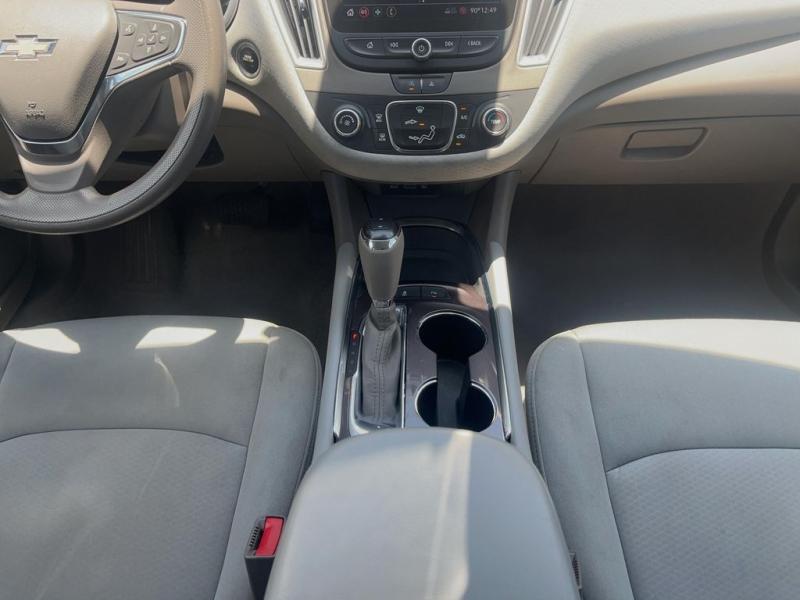 Chevrolet Malibu Ls - Thumbnail 17