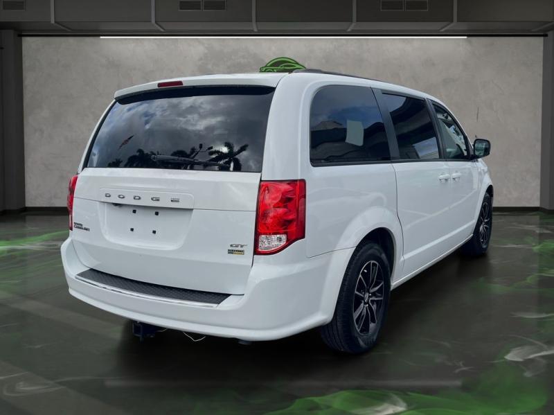 Dodge Grand Caravan Gt - Thumbnail 6