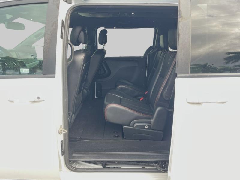 Dodge Grand Caravan Gt - Thumbnail 12