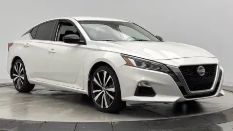 Nissan Altima 2.5 Sr - Thumbnail 4