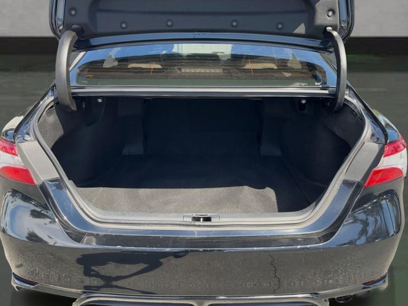 Toyota Camry Se - Thumbnail 20