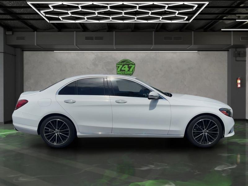 Mercedes-Benz C-Class C 300 - Thumbnail 7