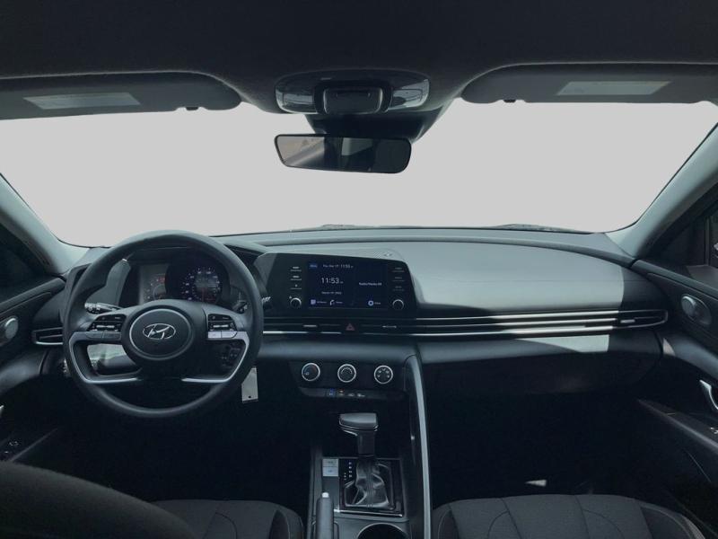 Hyundai Elantra Se - Thumbnail 15