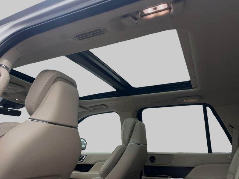 Lincoln Navigator Reserve - Thumbnail 19