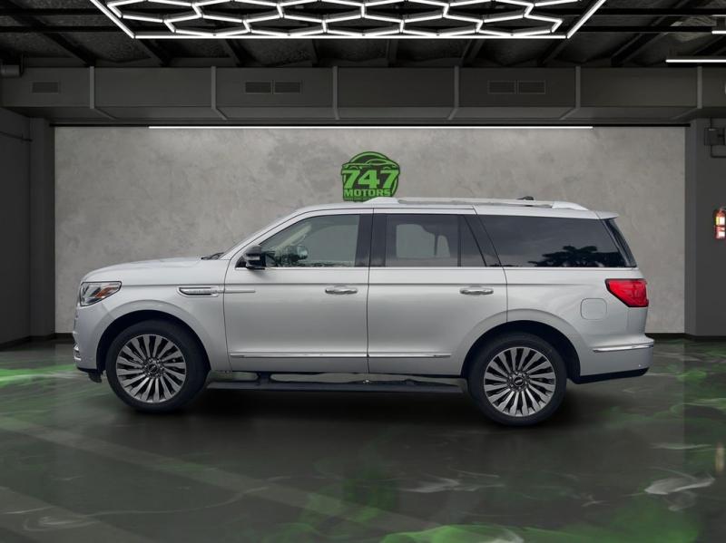 Lincoln Navigator Reserve - Thumbnail 3