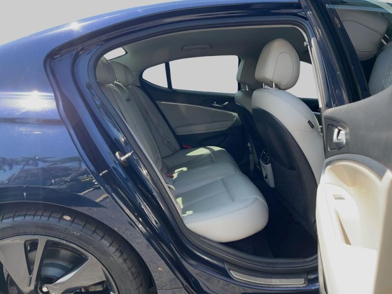 Genesis G70 2.0T - Thumbnail 13