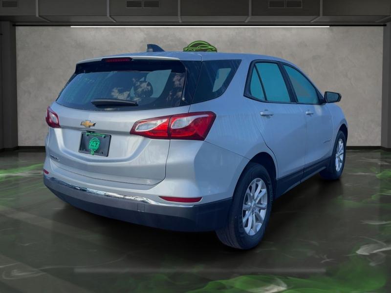 Chevrolet Equinox Ls - Thumbnail 6