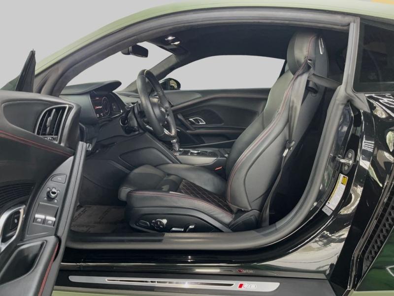 Audi R8 V10 Performance - Thumbnail 11