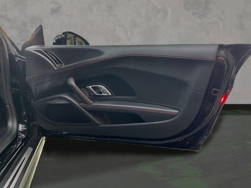 Audi R8 V10 Performance - Thumbnail 12