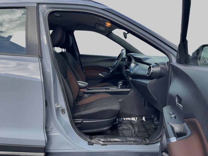 Nissan Kicks Sr - Thumbnail 14