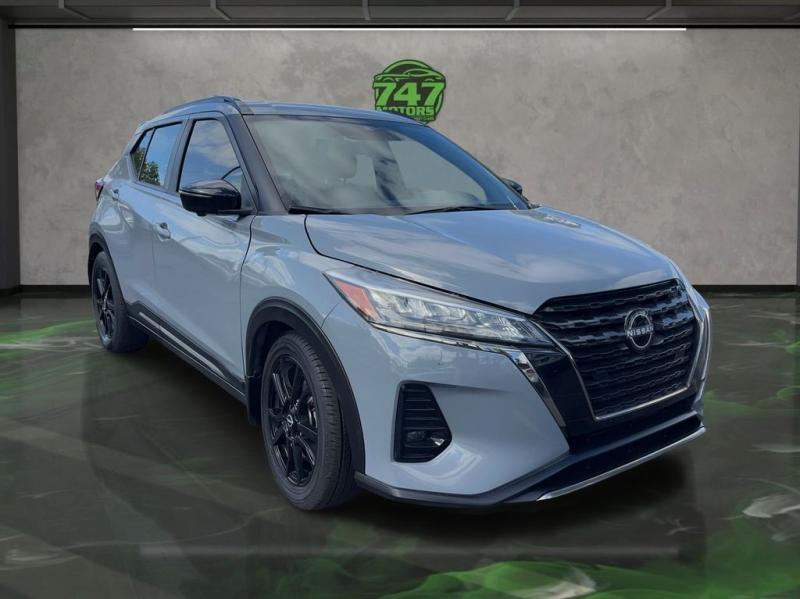 Nissan Kicks Sr - Thumbnail 8